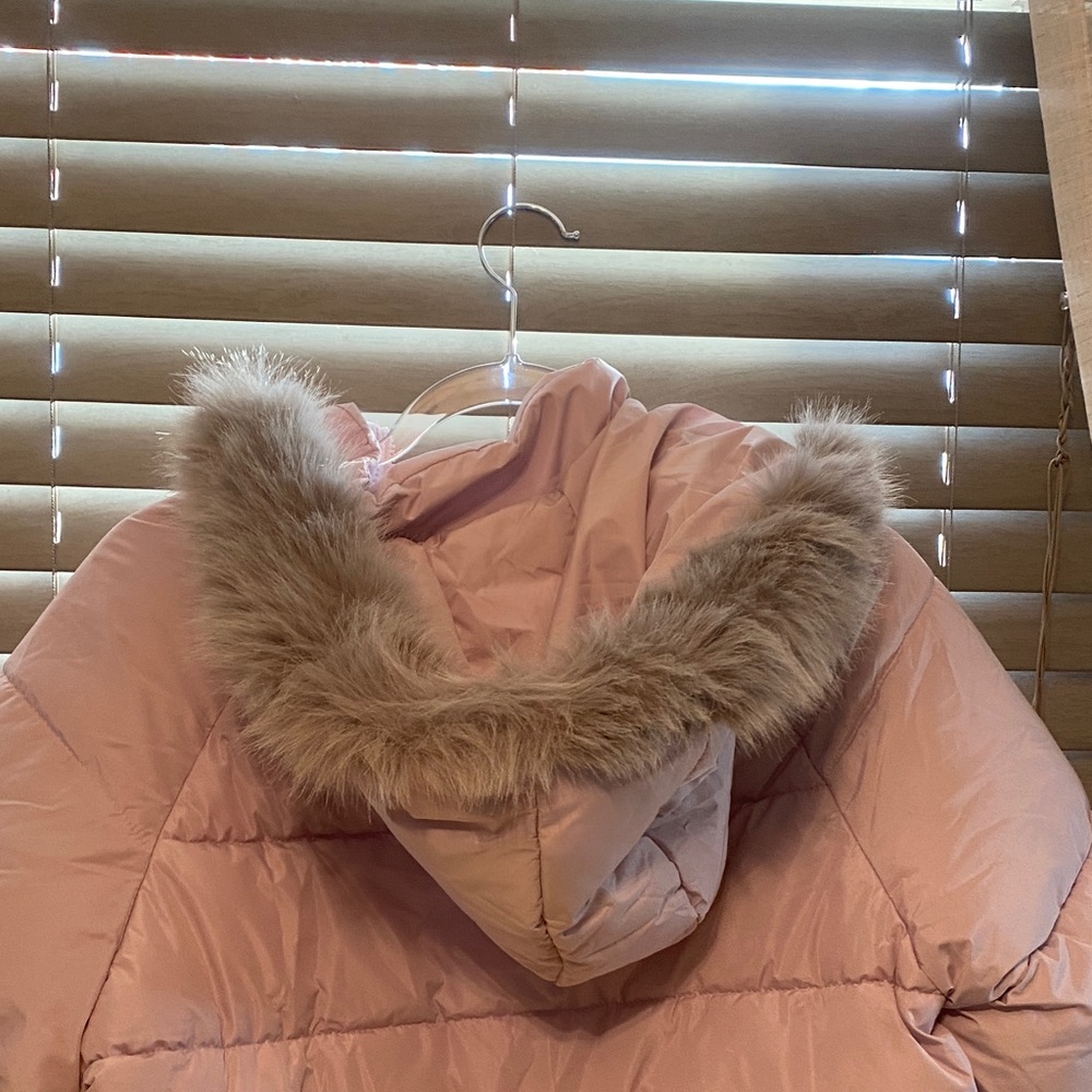 Children's Pink Puffer Coat with Faux Fur Hood NWT - Picture 7 of 7